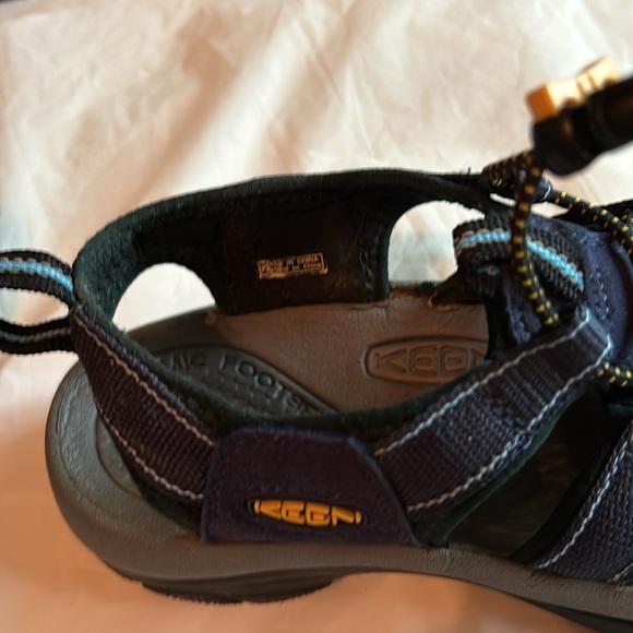 Keene Womens Size 7 Dark Blue like New Samdals - Picture 5 of 5